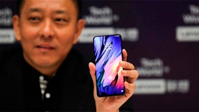 Así es el Lenovo Z5 Pro, un increíble ejercicio de diseño todo pantalla sin 'notch' y sin partes mecánicas