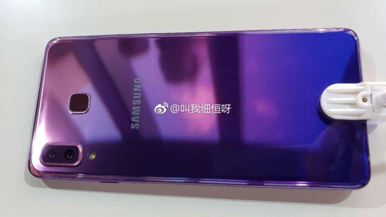 Huawei ya marca tendencias y el Samsung Galaxy A9 Star llegará a China con un bonito degradado