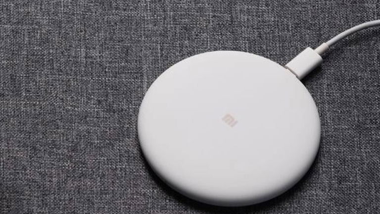 Si tu móvil tiene carga inalámbrica, este cargador de Xiaomi es perfecto para ti