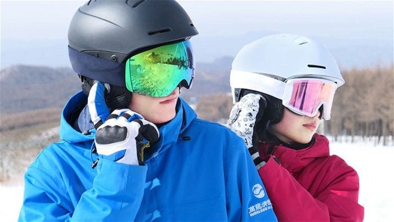 El nuevo invento de Xiaomi es un casco para esquiar con auriculares Bluetooth incorporados