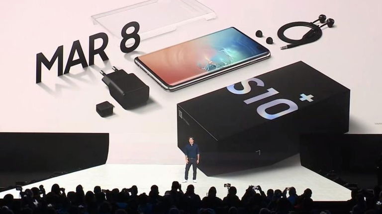Esto es todo lo que contiene la caja del Samsung Galaxy S10+