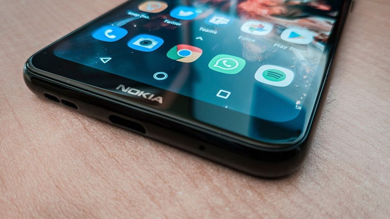 Estamos en 2019 y Nokia ha hecho un anuncio dedicado al auto brillo