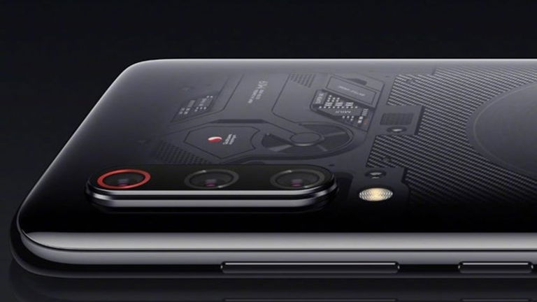 Xiaomi se sincera: la cubierta transparente del Mi 9 Explorer es falsa