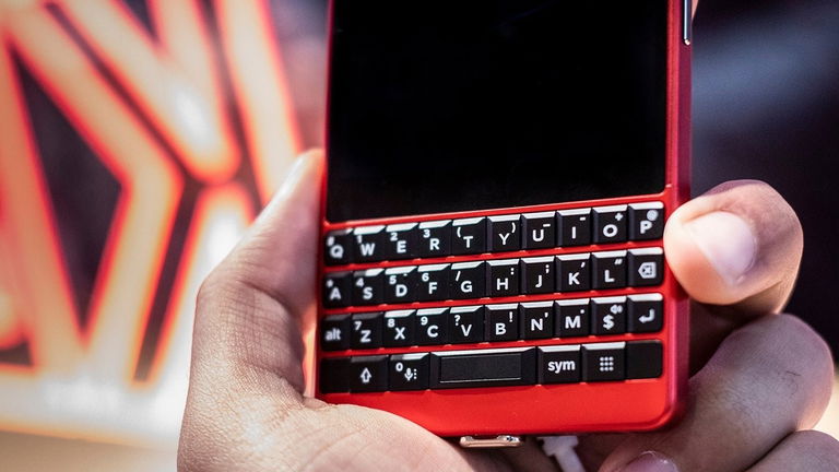 Ya no habrá más móviles BlackBerry fabricados por TCL