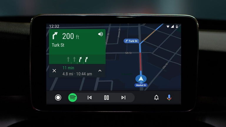 Android Auto se renueva por completo: tema oscuro, controles multimedia mejorados y más