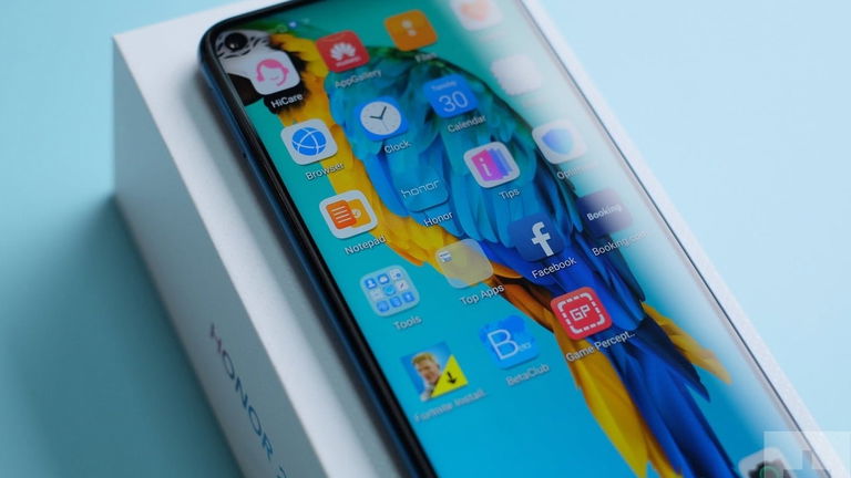 El Honor 20 Pro con agujero en pantalla se deja ver en sus primeras imágenes reales