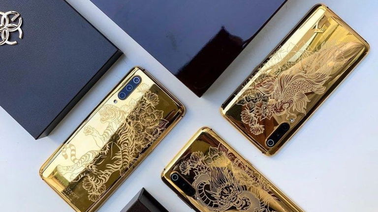 Saluda al dragón dorado: así es la espectacular personalización del Xiaomi Mi 9 con oro