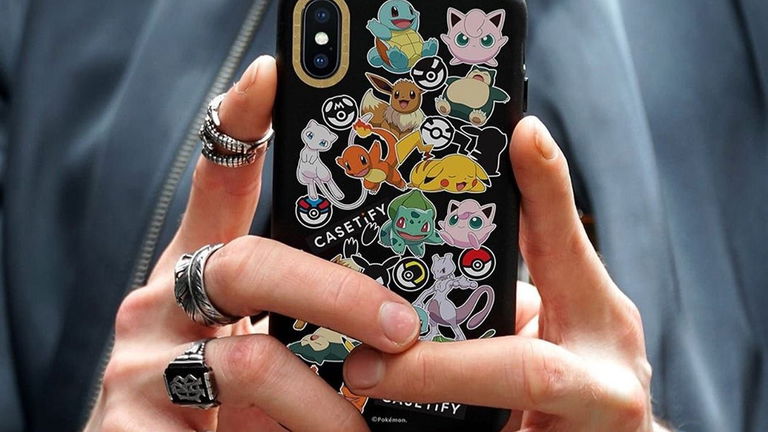 Hoy, en "ventajas de tener un Samsung Galaxy": la grandiosa colección de 151 fundas Pokémon