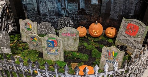 Google ha creado un cementerio con algunos de sus productos "muertos" para celebrar Halloween