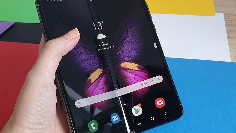 El primer móvil plegable de Samsung también recibe la actualización Android de julio
