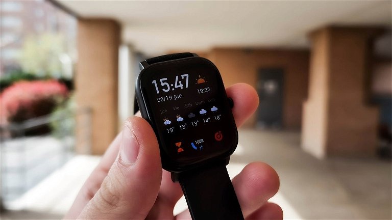 3 smartwatch por menos de 40, 80 y 130 euros que debes comprar si quieres ahorrar sin renunciar a nada