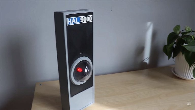 Crea una réplica del mítico HAL 9000 equipado con Google Assistant con una Raspberry Pi