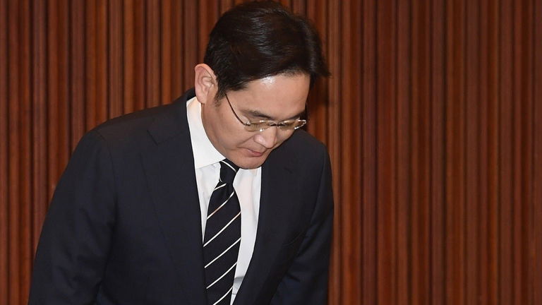 Por qué la televisión coreana ha emitido una disculpa pública del vicepresidente de Samsung