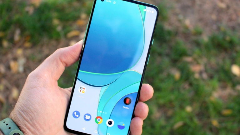 Caída OnePlus: uno de los smartphones que más recomendamos tiene descuento especial