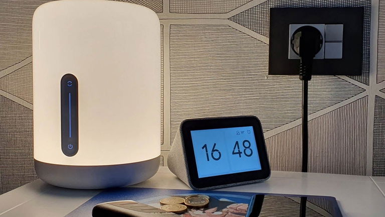 Esta lámpara inteligente Xiaomi de 30 euros es lo mejor que he probado este año