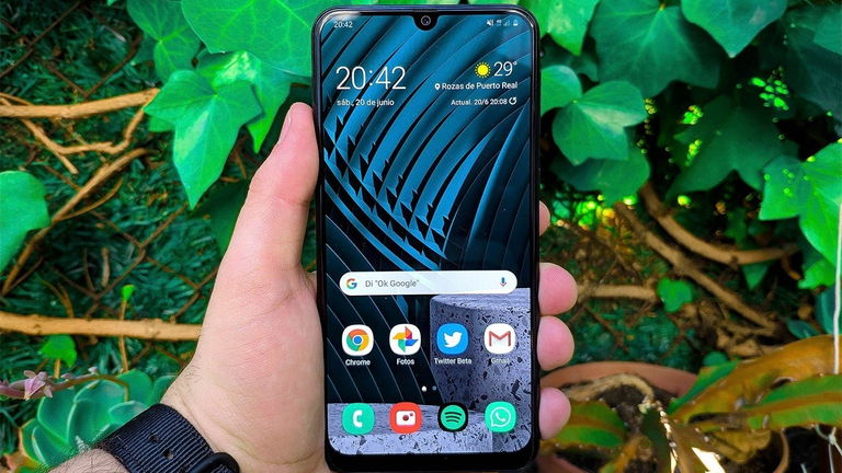 Este Samsung de gama media de hace dos años empieza a actualizarse a Android 12 con One UI 4.1