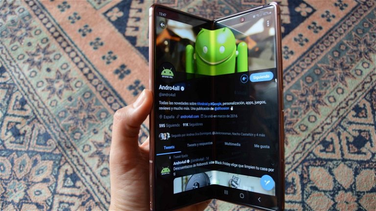 El Samsung Galaxy Z Fold 2 recibe la actualización estable a Android 11