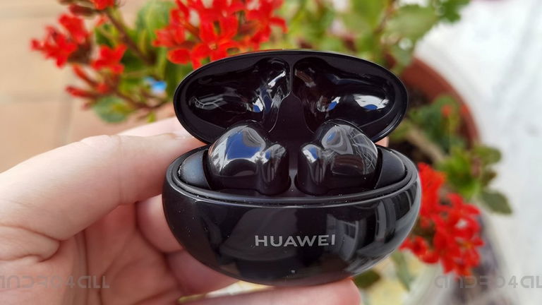 Estos son los auriculares inalámbricos que yo me compraría si buscase unos baratos