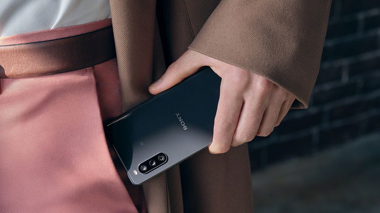 El Sony Xperia 10 III recibe su actualización a Android 13