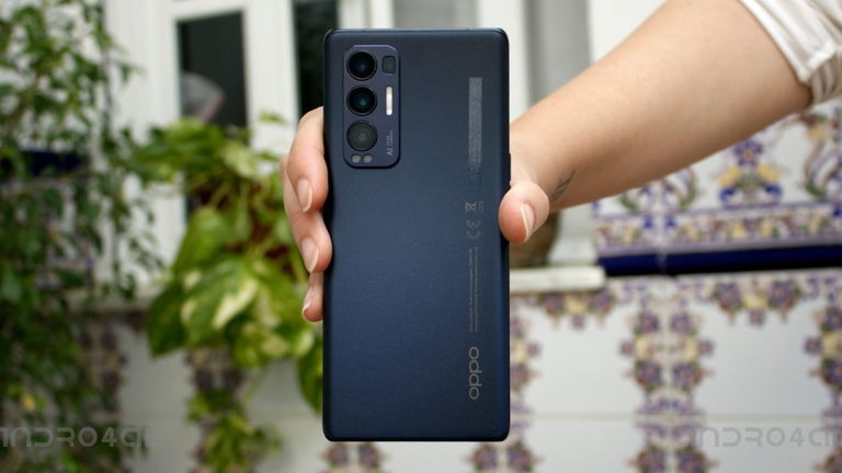 OPPO Find X3 Neo, análisis: un precioso y equilibrado móvil que "peca" de caro por sus ausencias