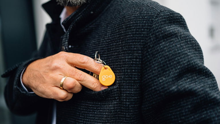 Etiquetas NFC: qué son, cómo funcionan y 32 usos increíbles