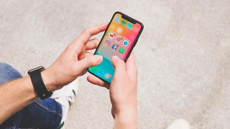 Transfiere WhatsApp de manera rápida, fácil y segura con iCareFone