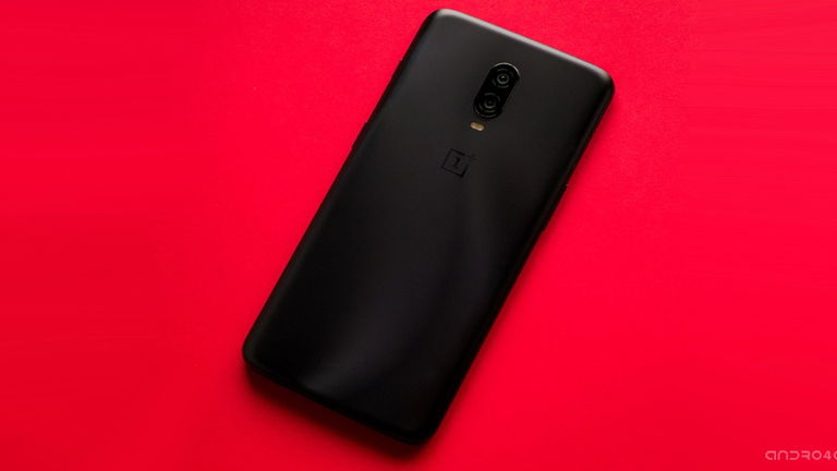 Estos gama alta de 2018 están actualizando a Android 11