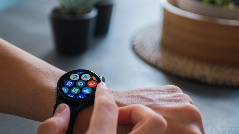 If you wanted greater integration between your Samsung Galaxy Watch and WhatsApp, this novelty is for you