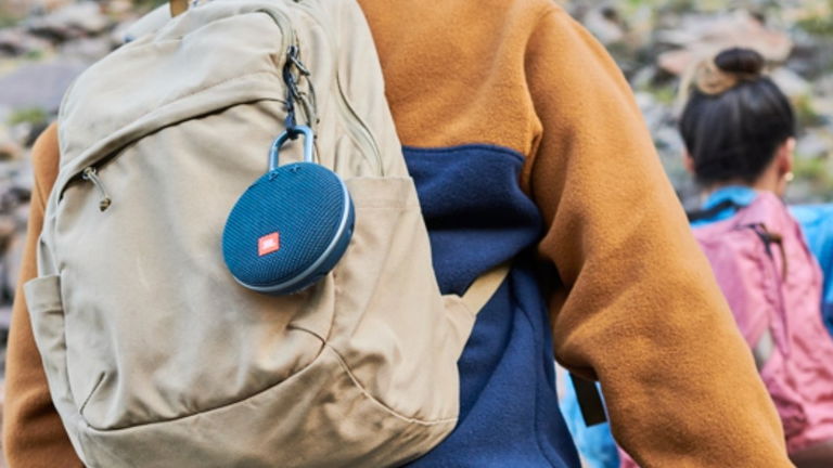 A mitad de precio: este altavoz de JBL resistente al agua cae por debajo de los 30 euros