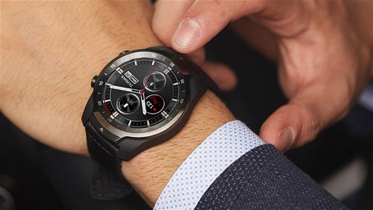 Este reloj inteligente Pro con doble pantalla tiene descuentazo de 100 euros