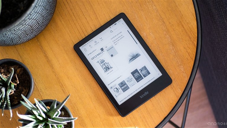 El Kindle más vendido de Amazon hunde su precio: pantalla de gran calidad y 8 GB para guardar tus libros