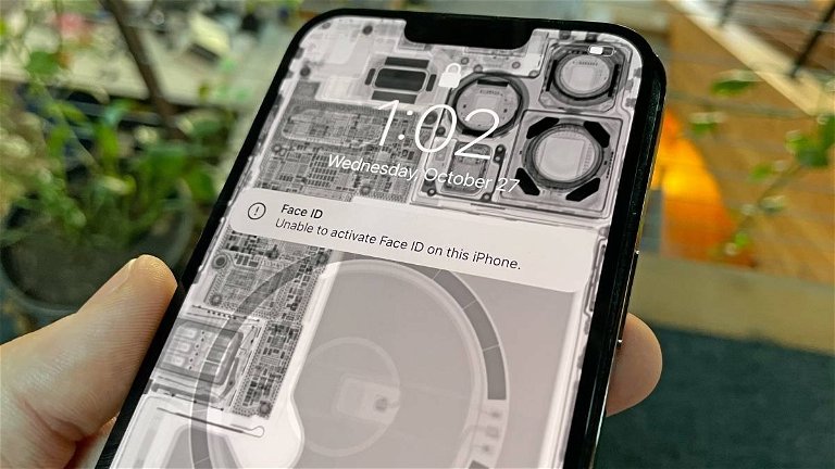 La última guarrada de Apple: si cambias la pantalla del iPhone 13 por tu cuenta el Face ID se bloquea
