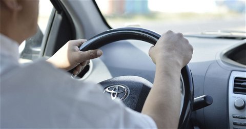 Mejores 8 webs con tests gratis para aprobar el carnet de conducir