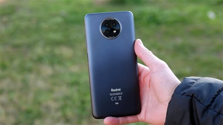 80 euros de descuento: Xiaomi tira el precio de este móvil 5G con enorme batería