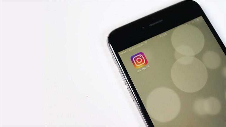 How to mute someone on Instagram without them knowing