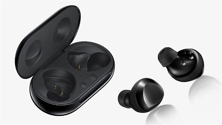 Solo 59 euros: estos auriculares inalámbricos Samsung con gran autonomía son un chollo