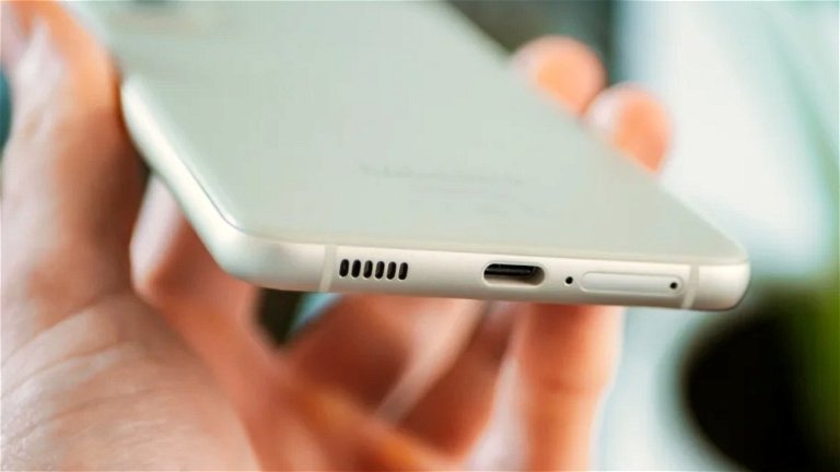 Este es el accesorio de Samsung que necesitas sí o sí para tu nuevo móvil
