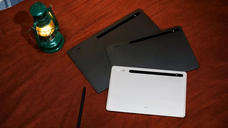 Precompra la Samsung Galaxy Tab S8 y llévate una funda con teclado de regalo
