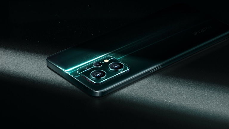 Super AMOLED, 5G y 90 Hz: este realme 9 Pro+ cae 50 euros con una condición