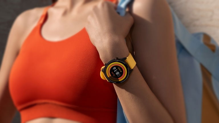 16 días de batería, GPS integrado y pantalla Amoled: este reloj de Xiaomi cae hasta los 99 euros