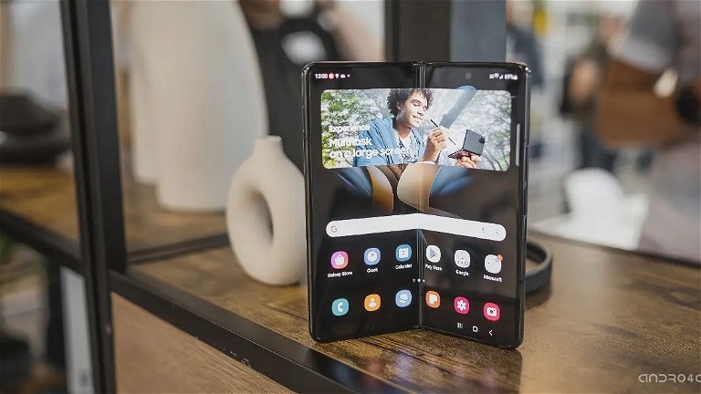 A youtuber has transformed the Samsung Galaxy Z Fold 4 into a Windows Phone and the result could not be better