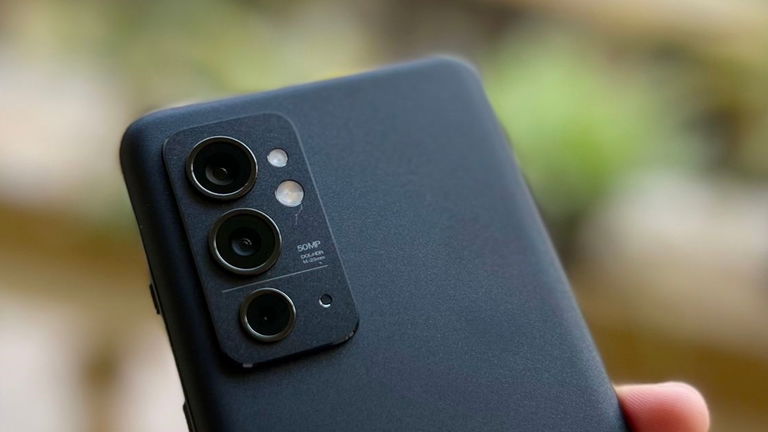 This high-end with Snapdragon 888 falls at a stroke to 379 euros