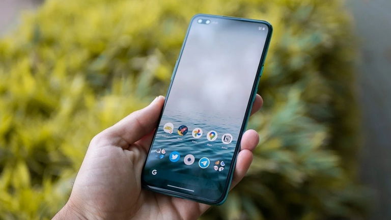 Con 12 GB de RAM este smartphone superventas toca un precio mínimo