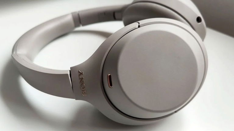 Calidad premium para tus oídos: estos cascos Sony son tuyos por 140 euros menos
