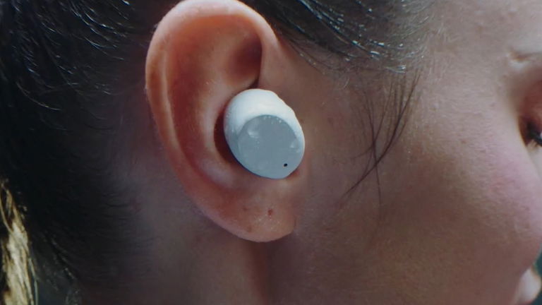 30 horas de batería y carga inalámbrica: estos auriculares por 27 euros son la bomba
