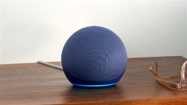 Precio de locos: el Echo Dot más moderno toca fondo y es un chollo con mayúsculas