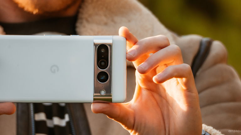 El mejor fondo de pantalla para un Google Pixel 7 Pro es un Google Pixel 7 Pro