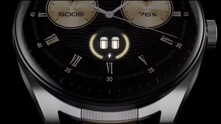 A smartwatch with headphones hidden behind the screen: the new Huawei is the craziest thing you'll see today