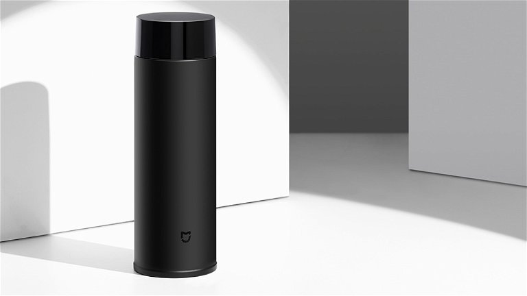 Xiaomi launches the super thermos: it is made of 99% titanium and is self-cleaning