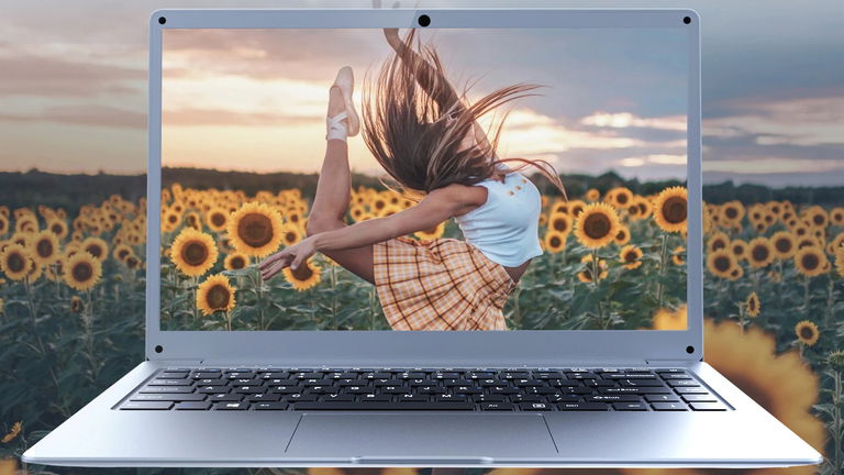 This is the best-selling laptop on Amazon, and it's neither HP nor a MacBook nor a Chromebook 1 This is the best-selling laptop on Amazon, and it's neither HP nor a MacBook nor a Chromebook